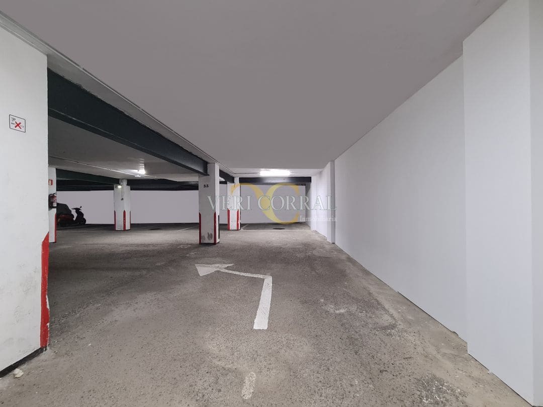 Garaje en Gijón en venta - 17.500 € (Ref: 9443466)