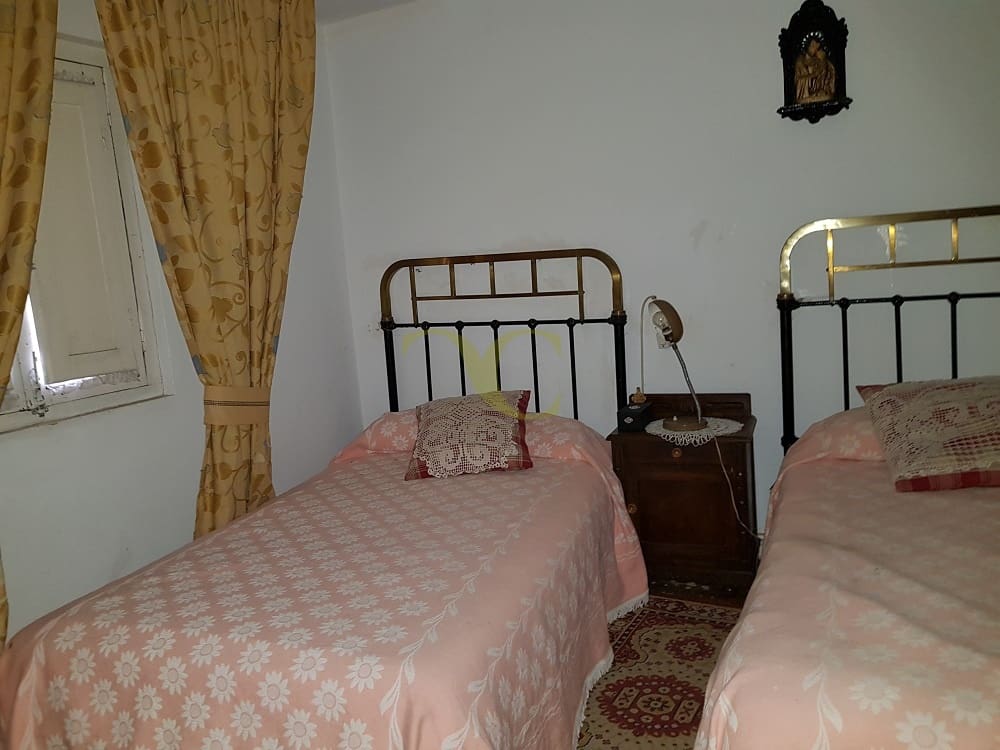 7 bedroom Townhouse for sale in Penamellera Baja - € 135,000 (Ref: 9443470)