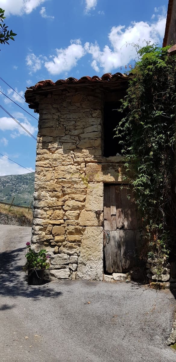 7 bedroom Townhouse for sale in Penamellera Baja - € 135,000 (Ref: 9443470)