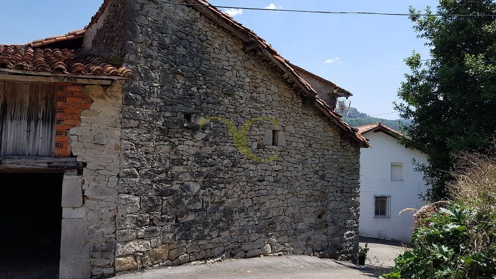 7 bedroom Townhouse for sale in Penamellera Baja - € 135,000 (Ref: 9443470)