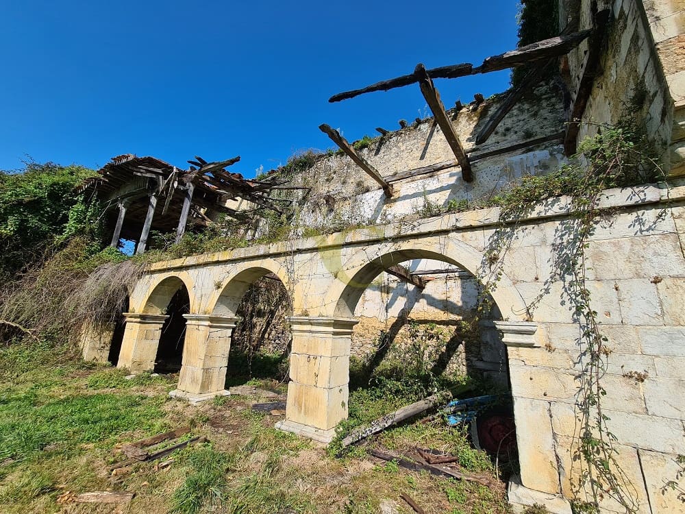 20 bedroom Townhouse for sale in Ribadedeva - € 800,000 (Ref: 9443471)