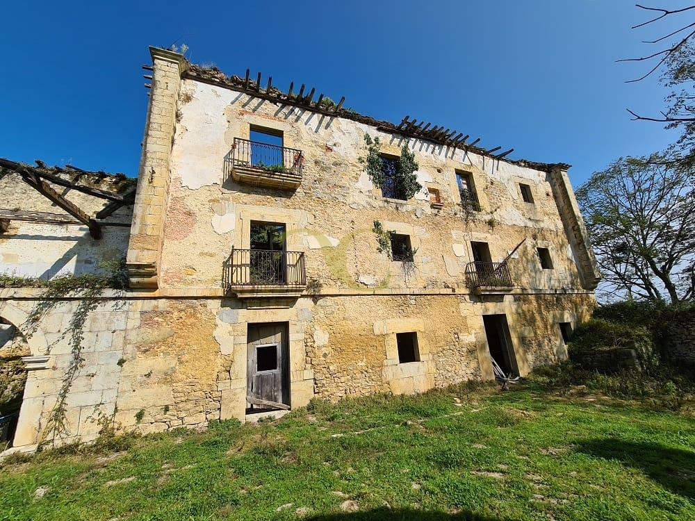 20 bedroom Townhouse for sale in Ribadedeva - € 800,000 (Ref: 9443471)