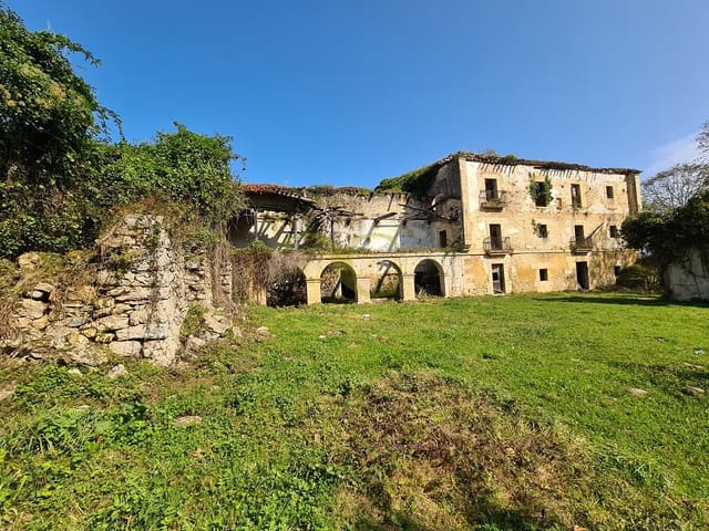 20 bedroom Townhouse for sale in Ribadedeva - € 800,000 (Ref: 9443471)