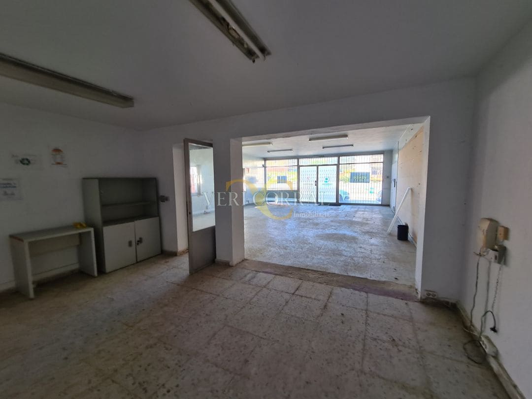 Gewerbe zu verkaufen in Llanes - 600.000 € (Ref: 9443472)