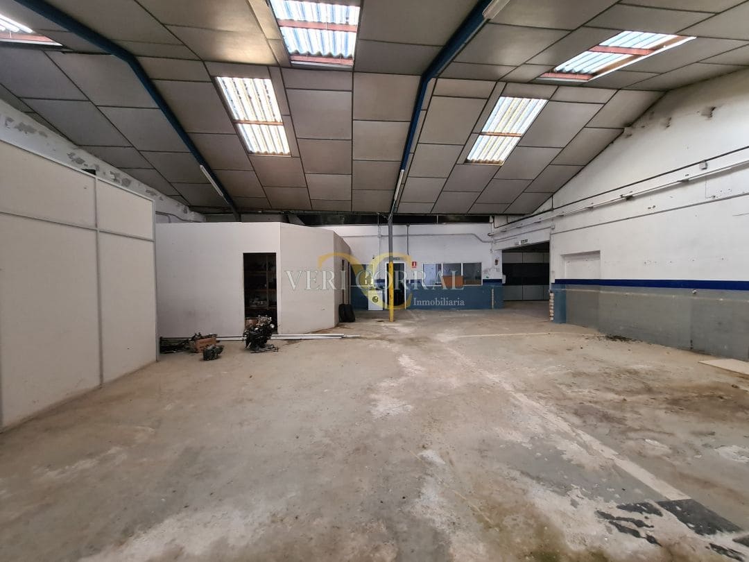 Gewerbe zu verkaufen in Llanes - 600.000 € (Ref: 9443472)