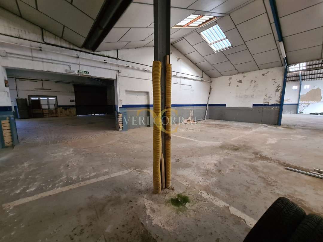 Gewerbe zu verkaufen in Llanes - 600.000 € (Ref: 9443472)