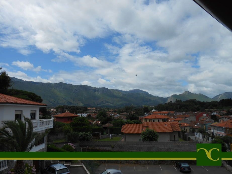 6 bedroom Townhouse for sale in Llanes - € 3,000,000 (Ref: 9443476)