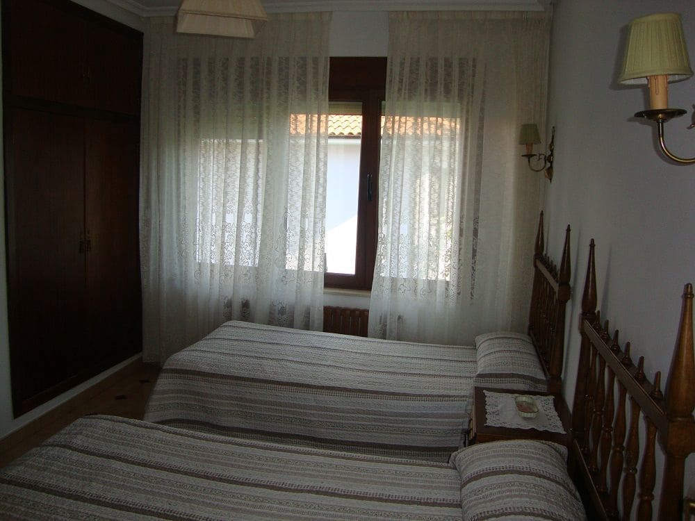 6 bedroom Townhouse for sale in Llanes - € 3,000,000 (Ref: 9443476)