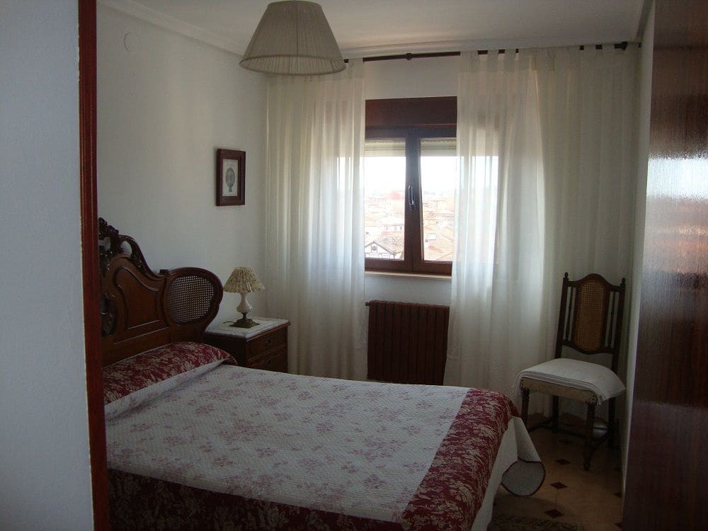 6 bedroom Townhouse for sale in Llanes - € 3,000,000 (Ref: 9443476)