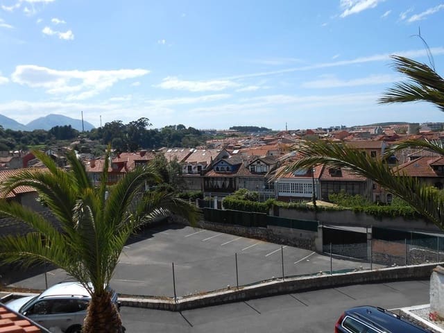 6 bedroom Townhouse for sale in Llanes - € 3,000,000 (Ref: 9443476)