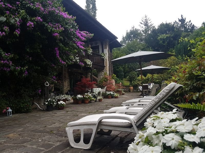 Casa de 8 habitaciones en Llanes en venta - 1.600.000 € (Ref: 9443477)