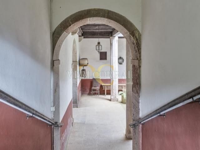 8 bedroom Townhouse for sale in Grado - € 1,700,000 (Ref: 9443478)