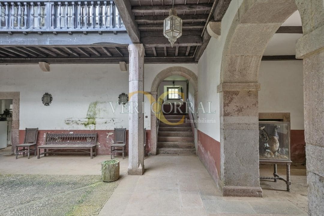 8 bedroom Townhouse for sale in Grado - € 1,700,000 (Ref: 9443478)