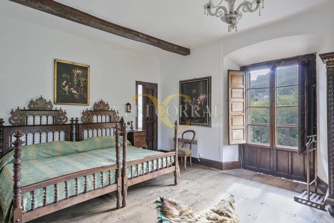 8 bedroom Townhouse for sale in Grado - € 1,700,000 (Ref: 9443478)