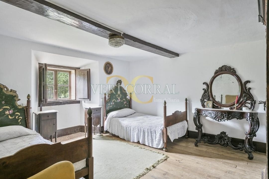 8 bedroom Townhouse for sale in Grado - € 1,700,000 (Ref: 9443478)