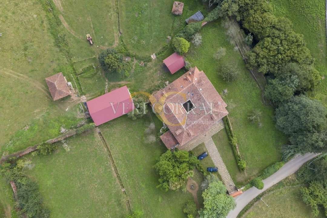 8 bedroom Townhouse for sale in Grado - € 1,700,000 (Ref: 9443478)