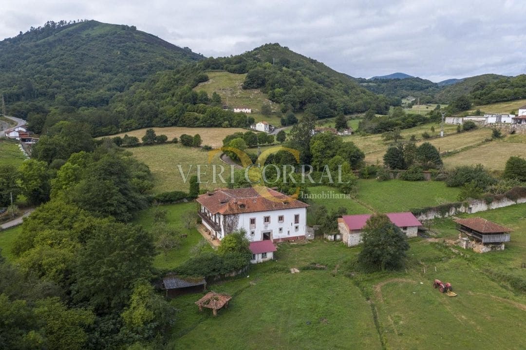 8 bedroom Townhouse for sale in Grado - € 1,700,000 (Ref: 9443478)