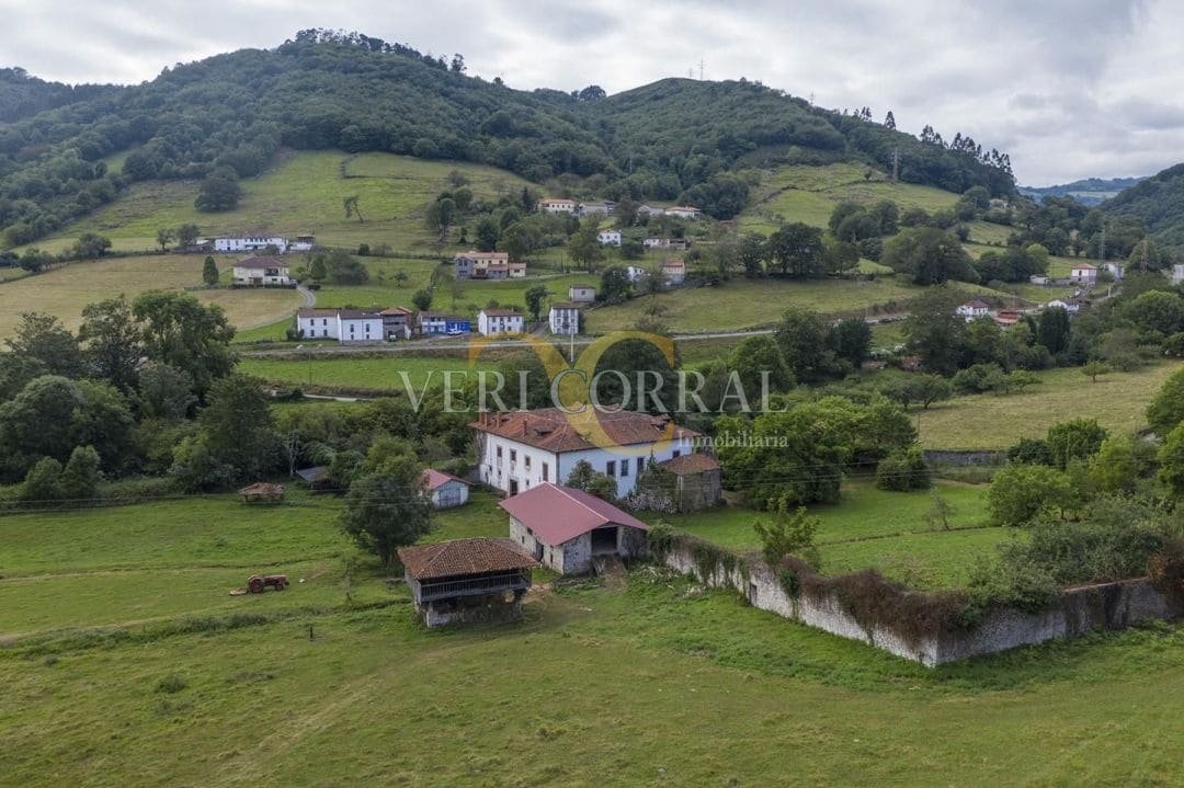 8 bedroom Townhouse for sale in Grado - € 1,700,000 (Ref: 9443478)