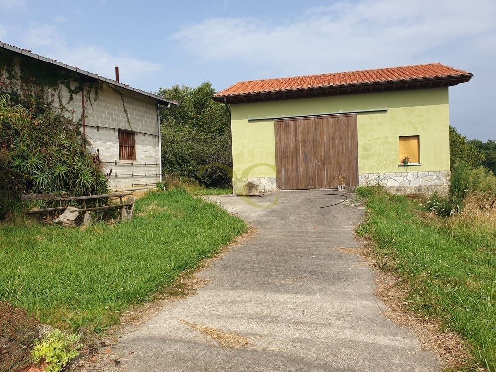 Terreno Não Urbanizado para venda em Llanes - 300 000 € (Ref: 9443480)