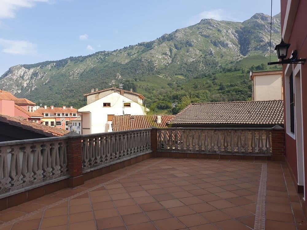 6 bedroom Townhouse for sale in Cabrales - € 260,000 (Ref: 9443481)