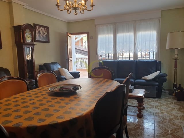 6 chambre Maison de Ville à vendre à Cabrales - 260 000 € (Ref: 9443481)