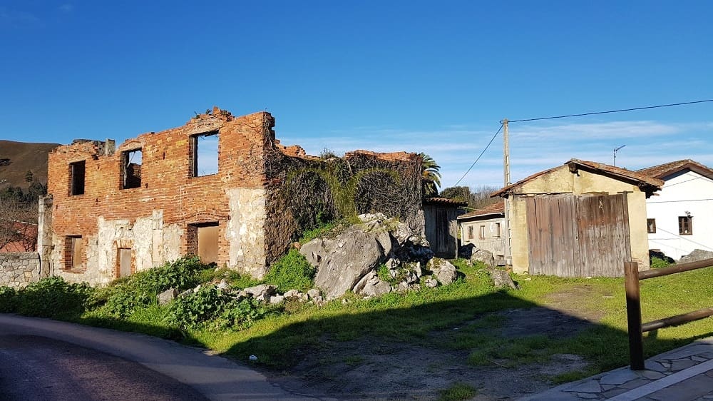 Undeveloped Land for sale in Llanes - € 73,000 (Ref: 9443482)