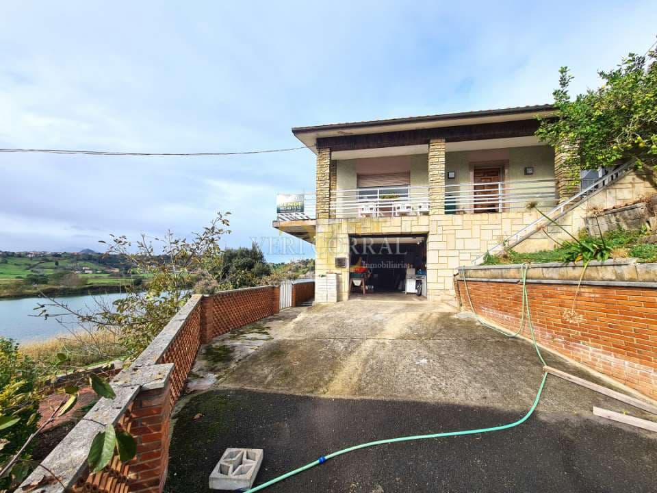 5 bedroom Townhouse for sale in Ribadesella - € 420,000 (Ref: 9443487)