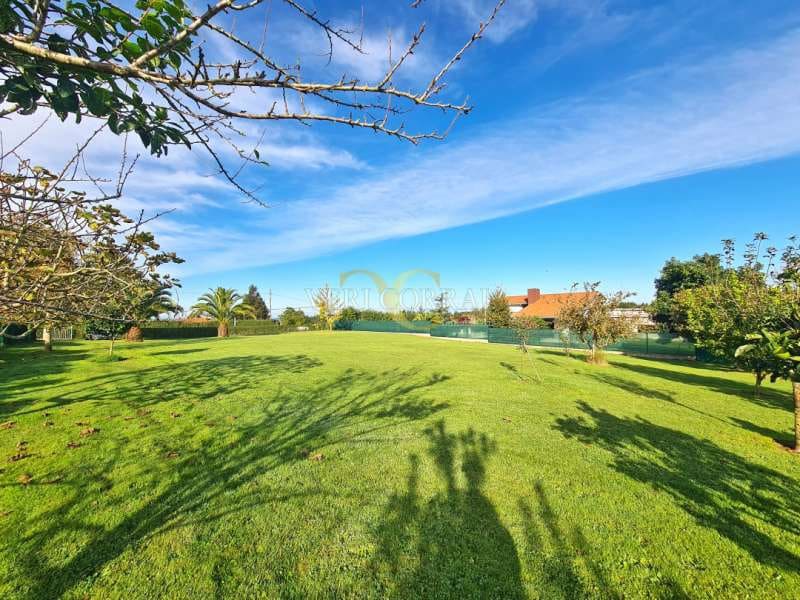 Undeveloped Land for sale in Gijon - € 229,300 (Ref: 9443489)