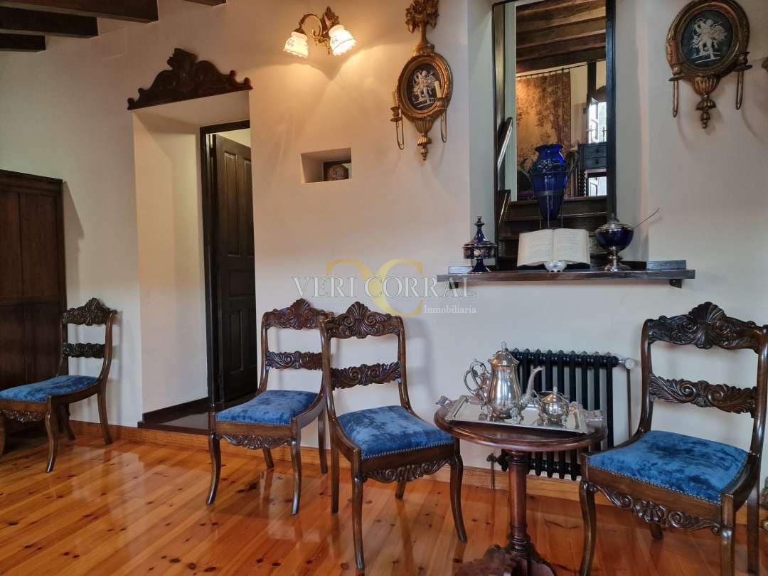 5 bedroom Townhouse for sale in Llanes - € 975,000 (Ref: 9443490)