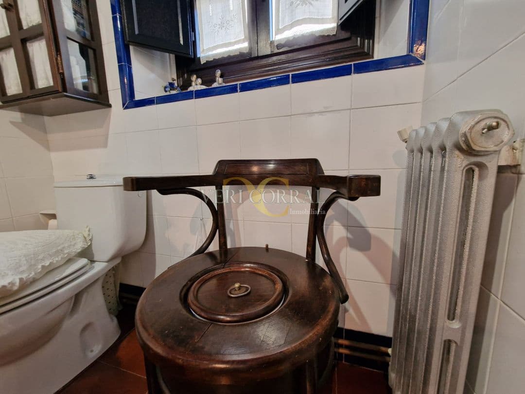 5 bedroom Townhouse for sale in Llanes - € 975,000 (Ref: 9443490)