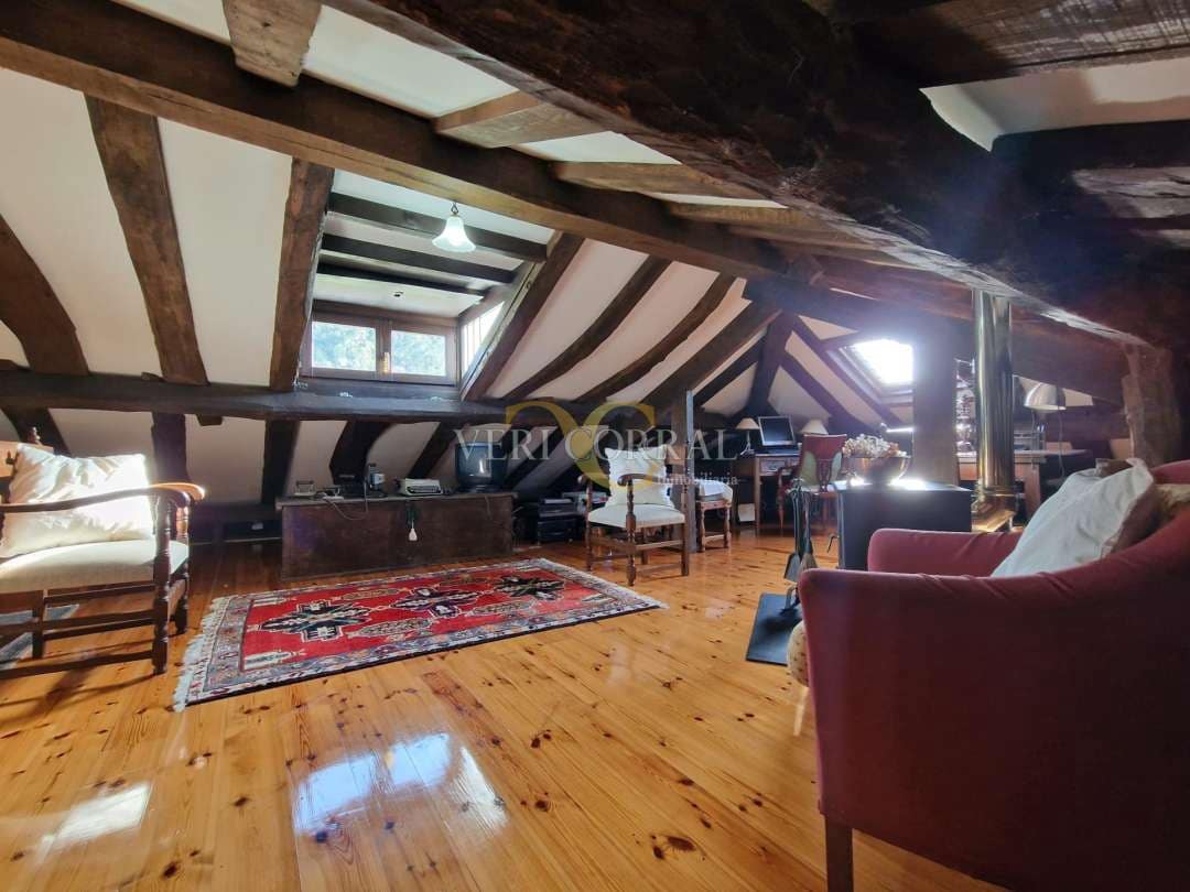 5 bedroom Townhouse for sale in Llanes - € 975,000 (Ref: 9443490)