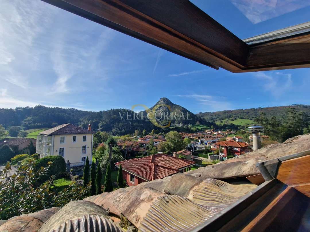 5 bedroom Townhouse for sale in Llanes - € 975,000 (Ref: 9443490)