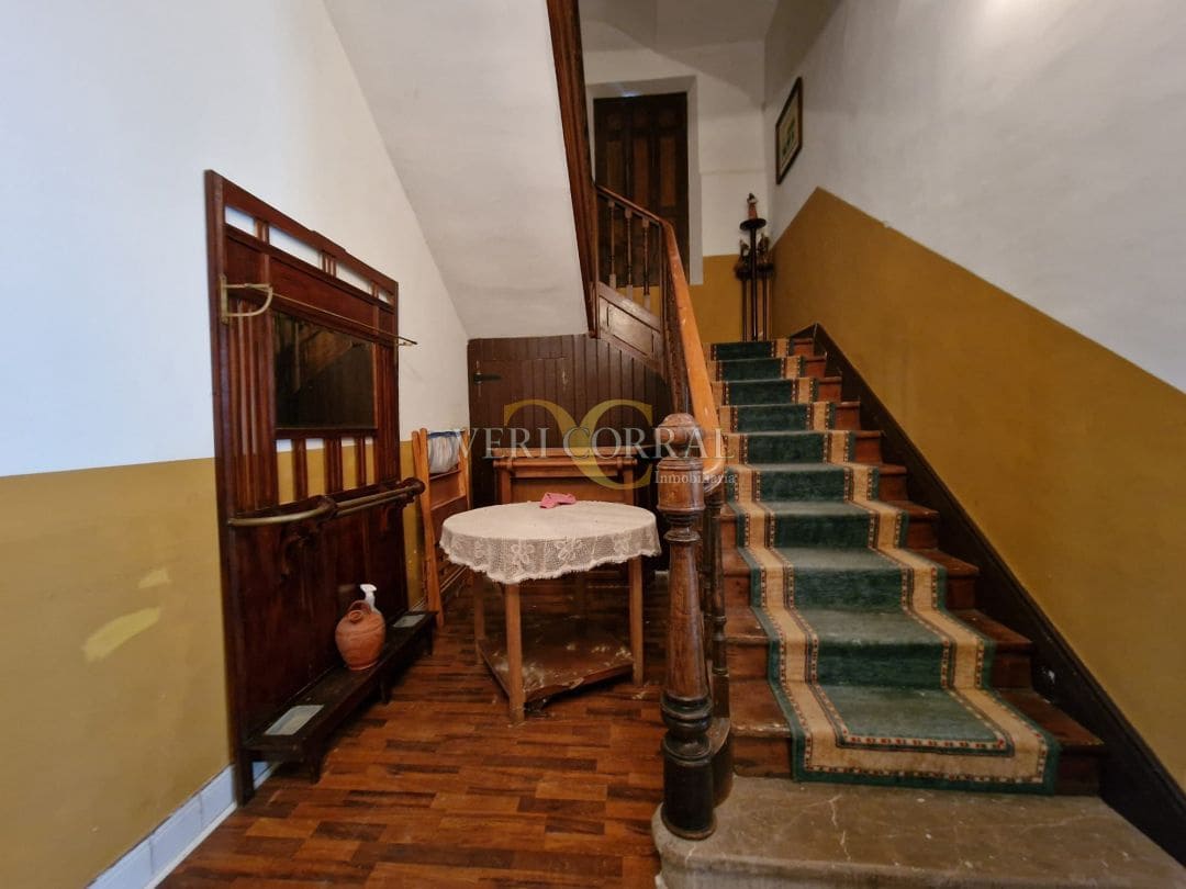 9 bedroom Townhouse for sale in Llanes - € 460,000 (Ref: 9443491)