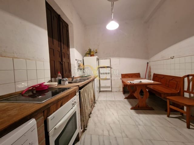 9 bedroom Townhouse for sale in Llanes - € 460,000 (Ref: 9443491)