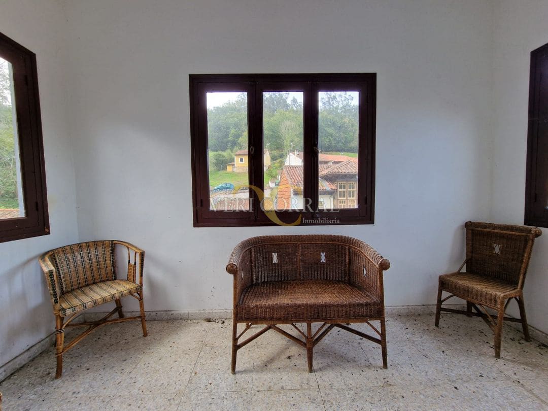 9 bedroom Townhouse for sale in Llanes - € 460,000 (Ref: 9443491)