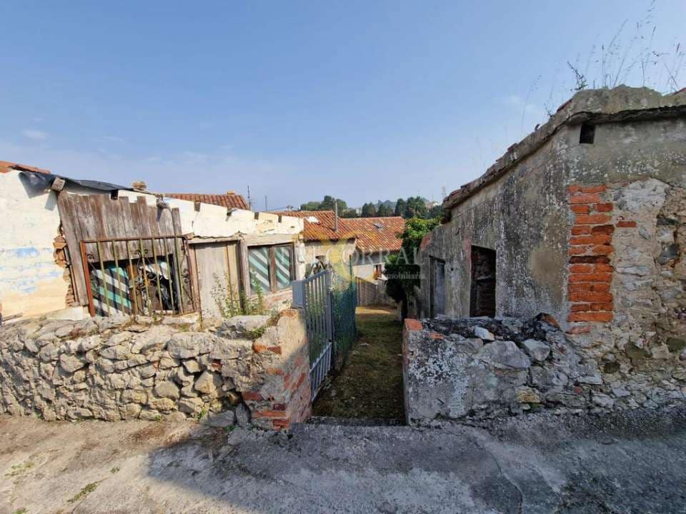 4 soverom Kjedet enebolig til salgs i Ribadesella - € 100 000 (Ref: 9443492)