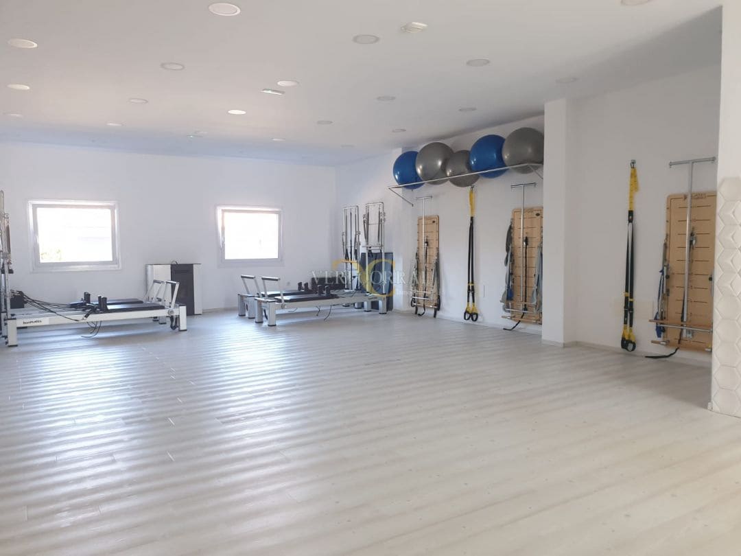 Commercial for sale in Ribadedeva - € 100,000 (Ref: 9443494)