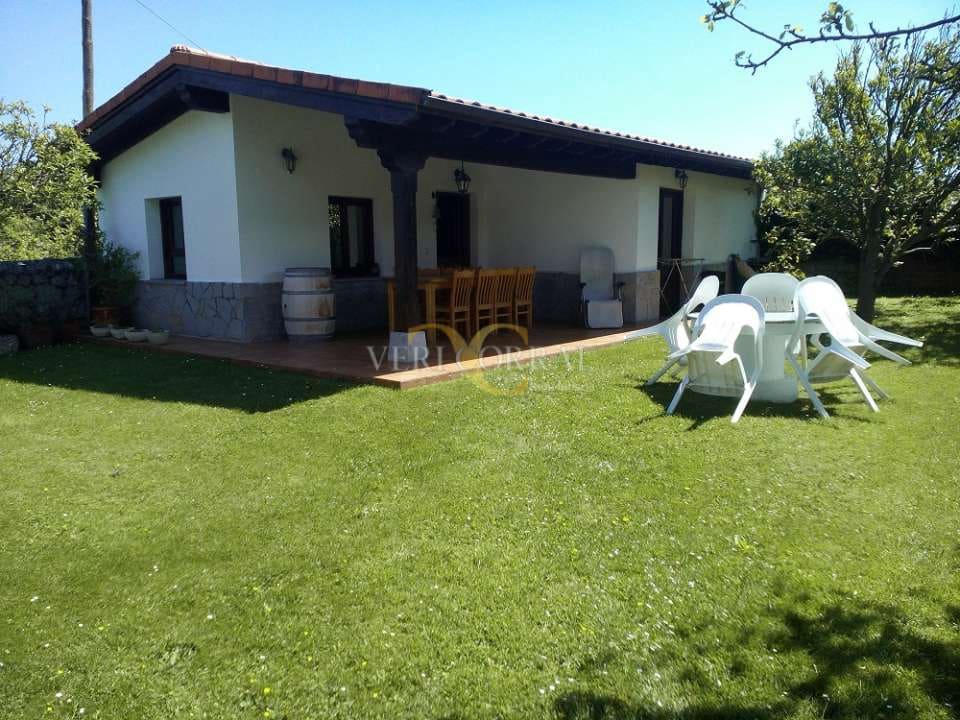 5 bedroom Townhouse for sale in Llanes - € 1,500,000 (Ref: 9443497)