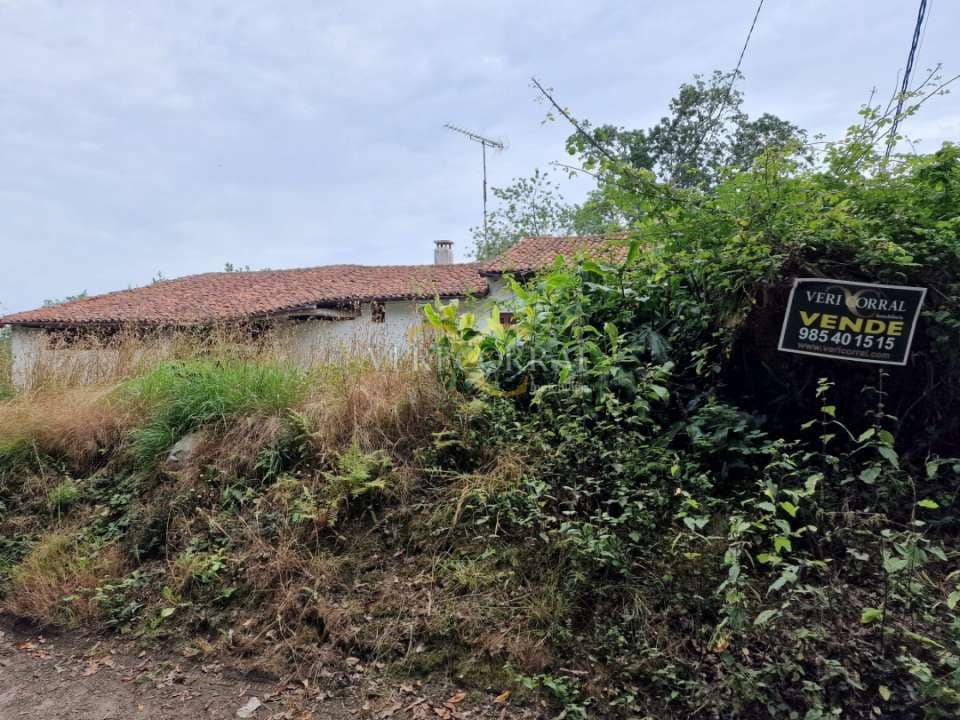 3 bedroom Townhouse for sale in Llanes - € 168,000 (Ref: 9443501)