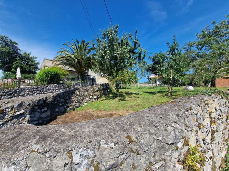 3 bedroom Townhouse for sale in Llanes - € 250,000 (Ref: 9443503)