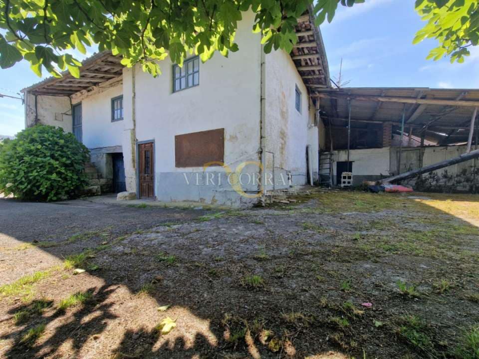 3 bedroom Townhouse for sale in Llanes - € 250,000 (Ref: 9443503)