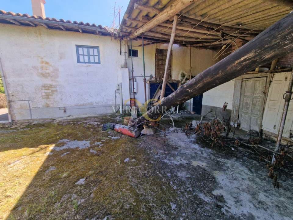 3 bedroom Townhouse for sale in Llanes - € 250,000 (Ref: 9443503)