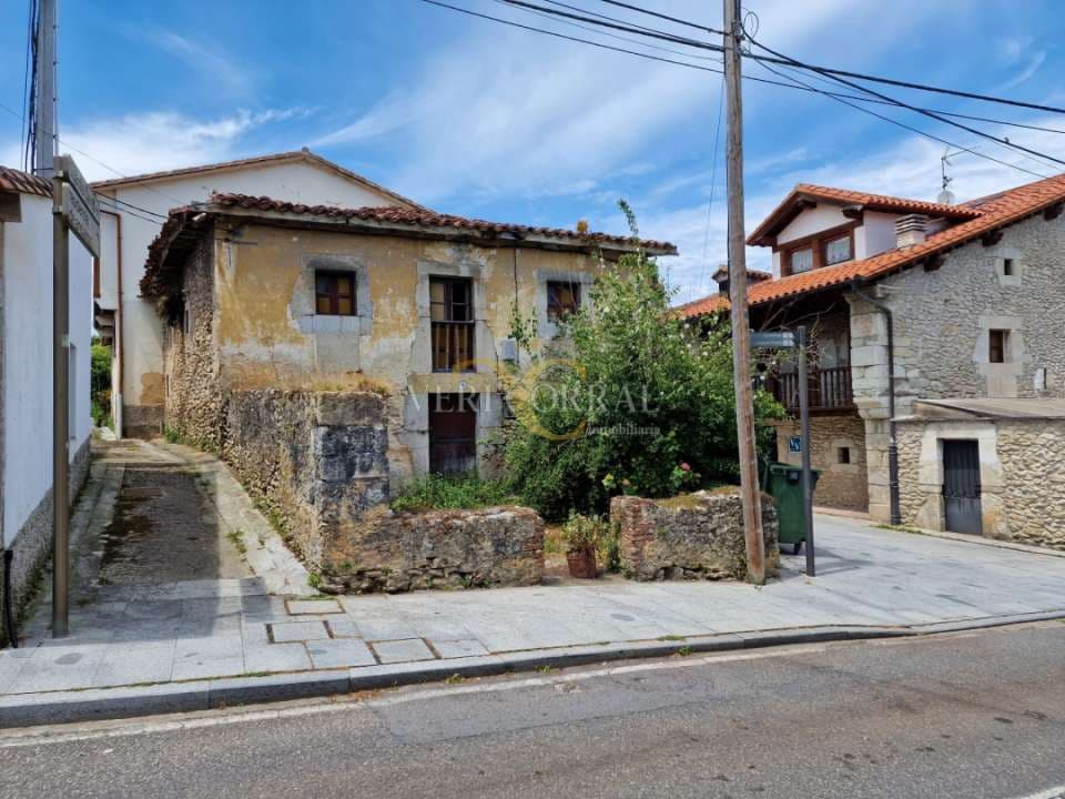 3 bedroom Townhouse for sale in Ribadedeva - € 53,000 (Ref: 9443507)