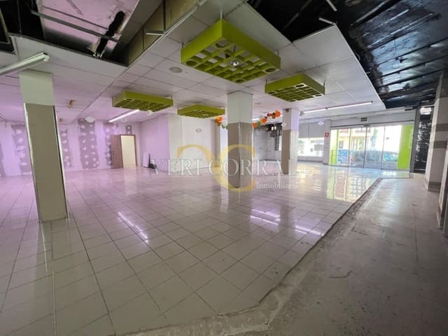 Commercial for rent in Llanes - € 1,300 (Ref: 9443510)