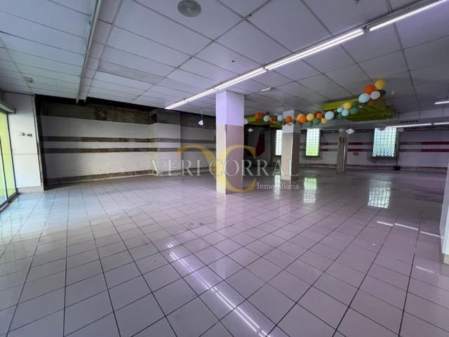 Commercial for rent in Llanes - € 1,300 (Ref: 9443510)
