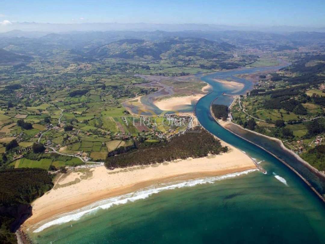 Hotel for sale in Villaviciosa - € 1,200,000 (Ref: 9443512)