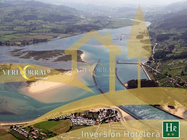 Hotel na sprzedaż w Villaviciosa - 1 200 000 € (Ref: 9443512)