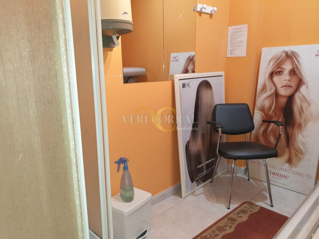 Commercial for sale in Llanes - € 280,000 (Ref: 9443513)