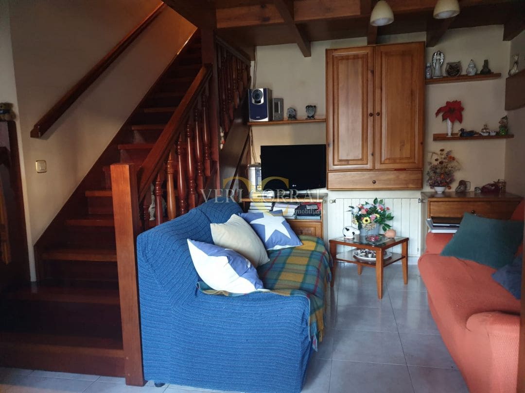 Commercial for sale in Llanes - € 280,000 (Ref: 9443513)