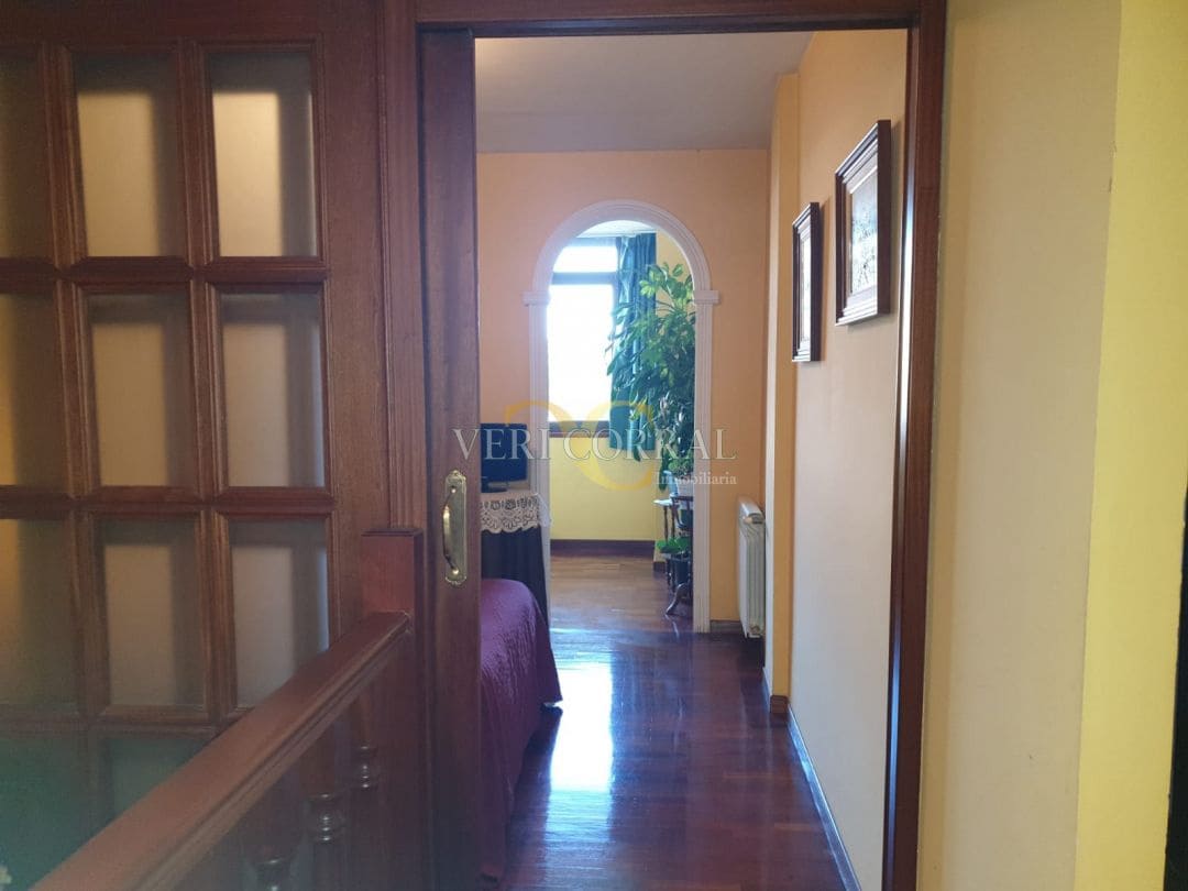 Commercial for sale in Llanes - € 280,000 (Ref: 9443513)